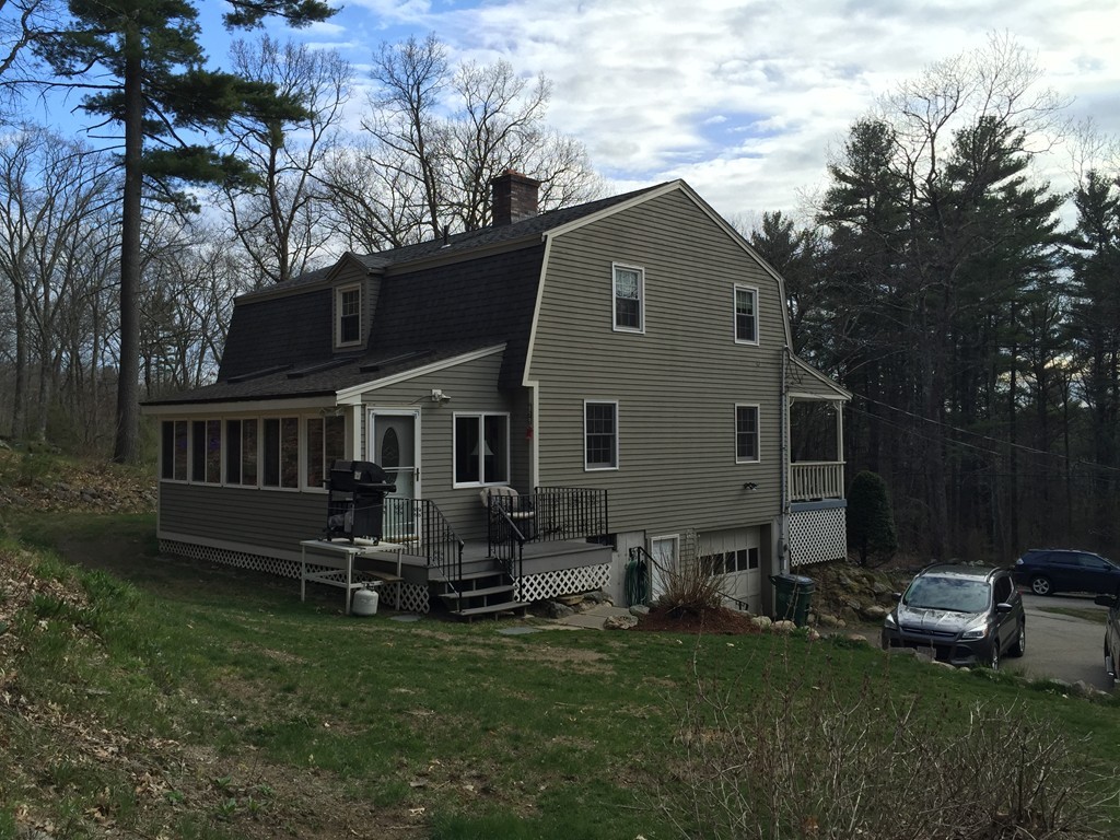 110 Charnock Hill Road Rutland, MA 01543 - Photo 3 of 20