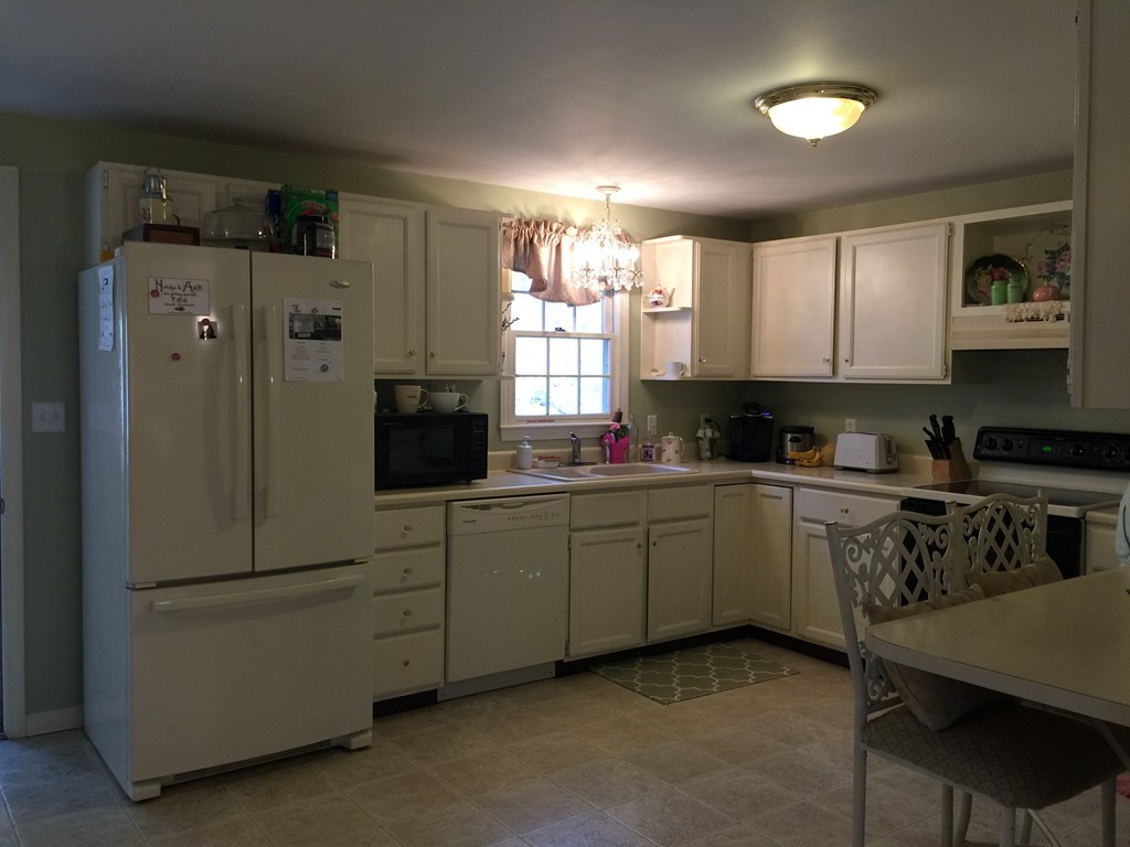 110 Charnock Hill Road Rutland, MA 01543 - Photo 8 of 20