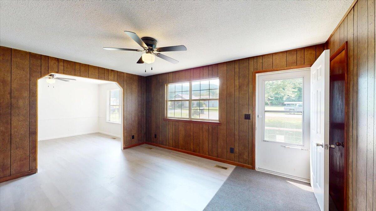 284 Rutland Avenue Dunlap, TN 37327 - Photo 3 of 43 03-284-Rutland-Ave-06272026_144939