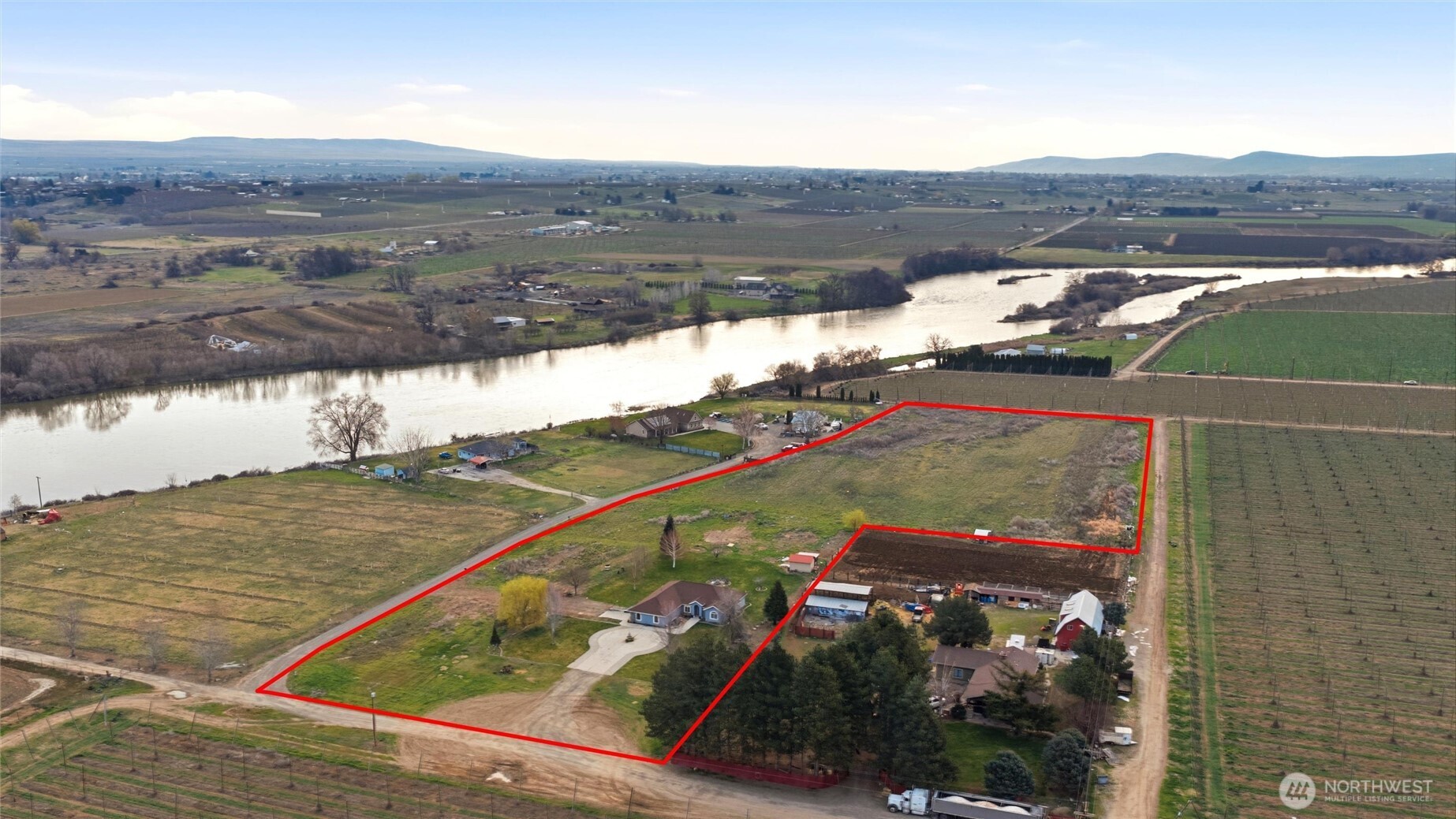 3988 East Euclid Road Mabton, WA 98935 - Photo 1 of 30