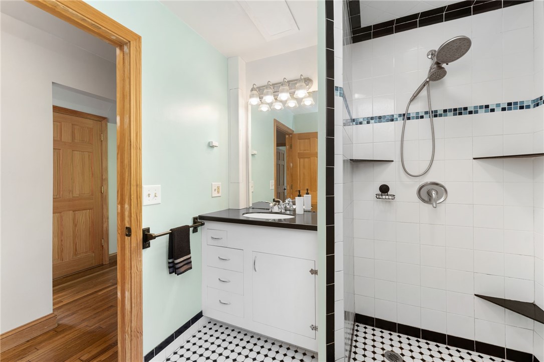 162 Church Street Westerly, RI 02808 - Photo 14 of 48