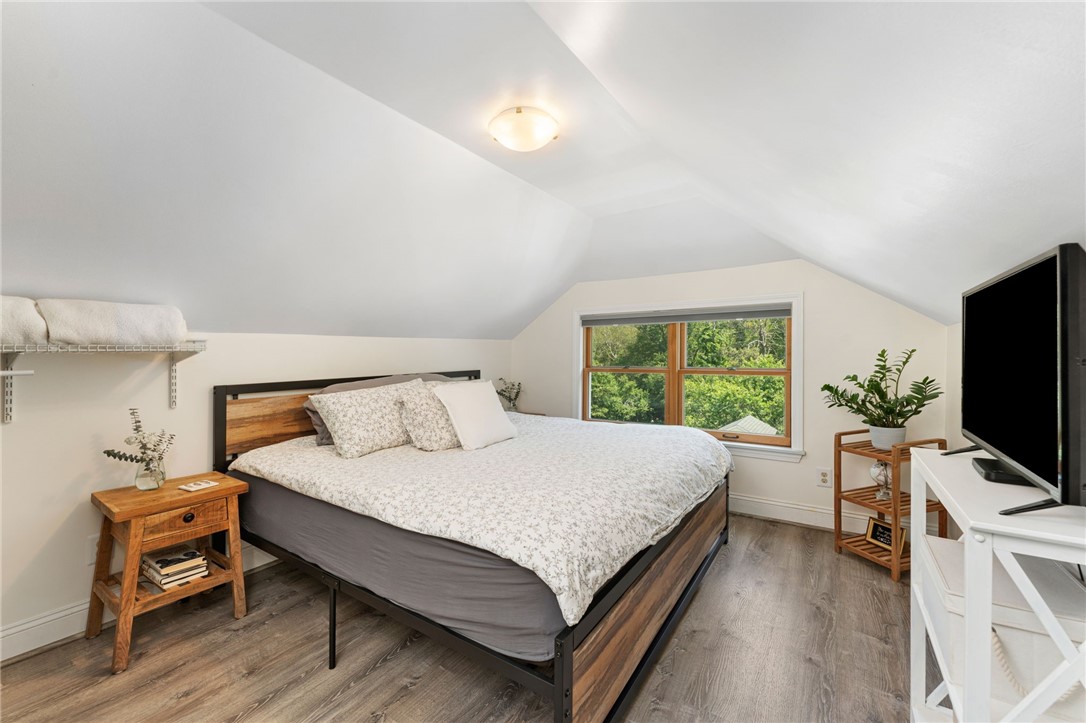 162 Church Street Westerly, RI 02808 - Photo 20 of 48