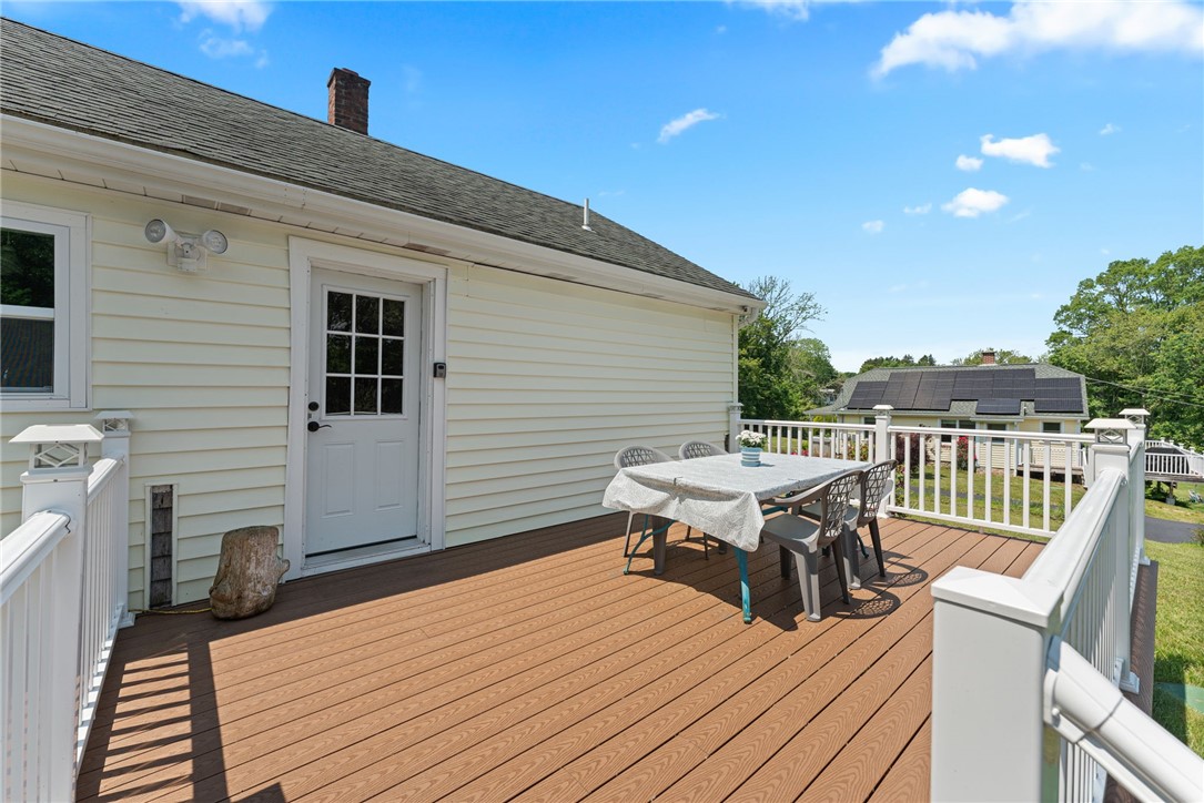 162 Church Street Westerly, RI 02808 - Photo 30 of 48