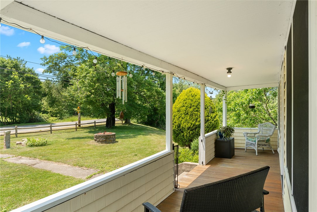 162 Church Street Westerly, RI 02808 - Photo 8 of 48