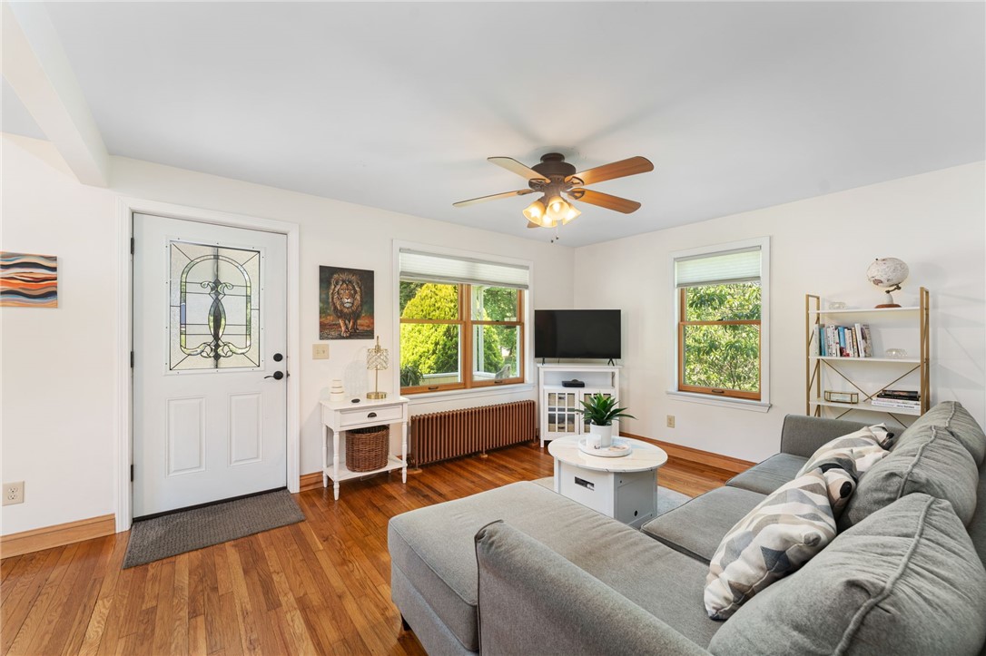 162 Church Street Westerly, RI 02808 - Photo 9 of 48