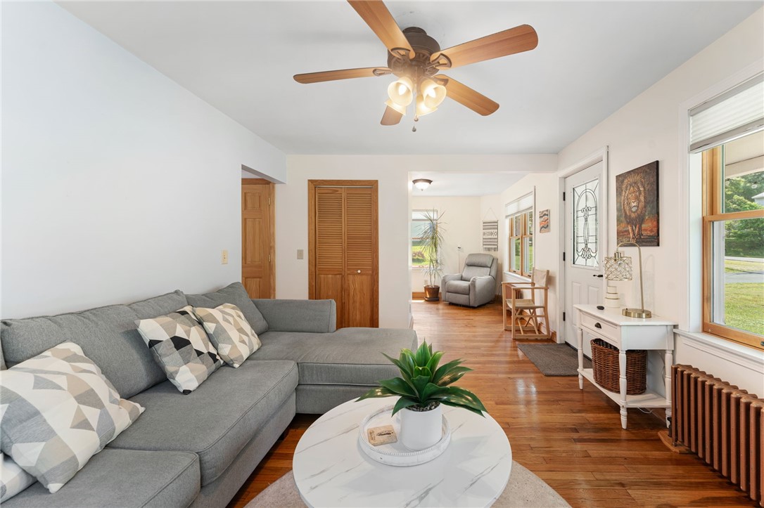 162 Church Street Westerly, RI 02808 - Photo 10 of 48