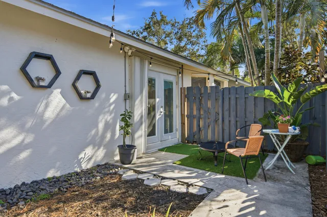 $599,000 | 1105 Cherokee Street, Jupiter, FL 33458