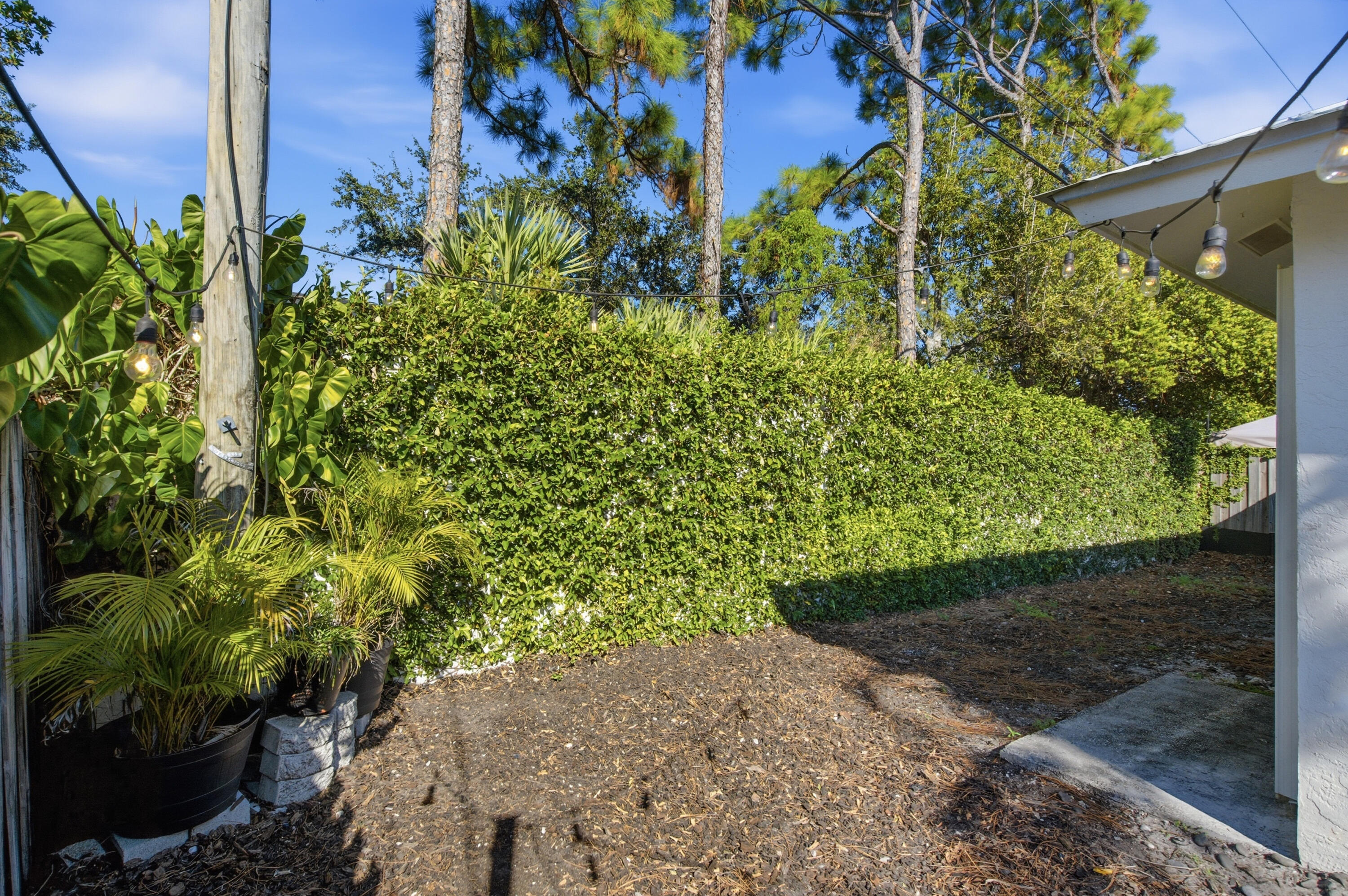 1105 Cherokee Street Jupiter, FL 33458 - Photo 27 of 31 1105_Cherokee_St_031