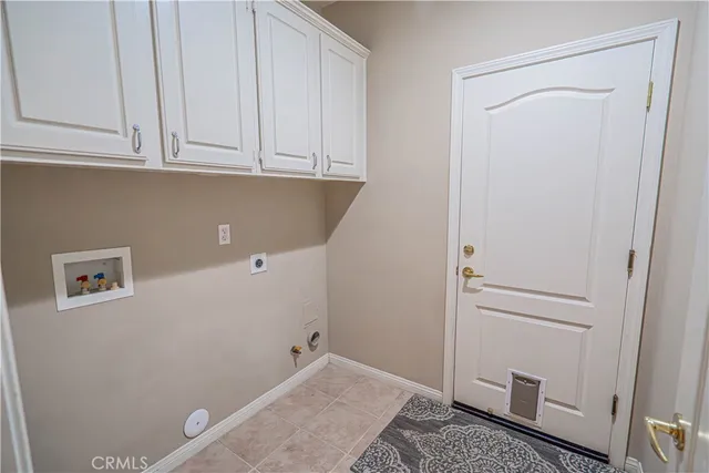 $1,125,000 | 28419 Hidden Hills Drive, Saugus, CA 91390