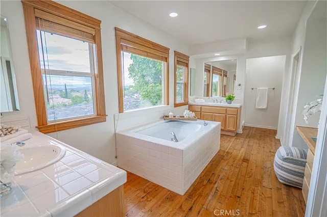 $1,125,000 | 28419 Hidden Hills Drive, Saugus, CA 91390