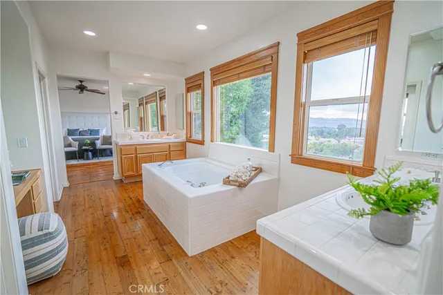 $1,125,000 | 28419 Hidden Hills Drive, Saugus, CA 91390