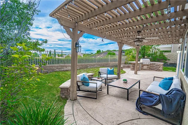 $1,125,000 | 28419 Hidden Hills Drive, Saugus, CA 91390