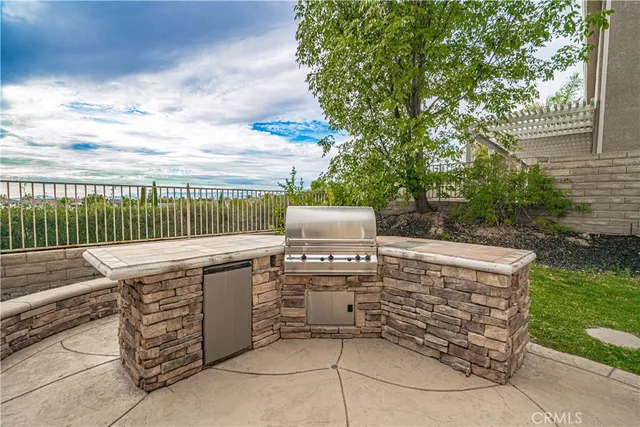 $1,125,000 | 28419 Hidden Hills Drive, Saugus, CA 91390