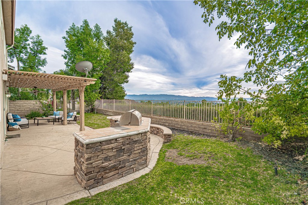 28419 Hidden Hills Drive Saugus, CA 91390 - Photo 55 of 60