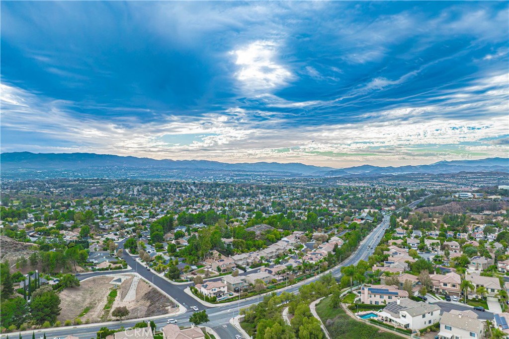28419 Hidden Hills Drive Saugus, CA 91390 - Photo 59 of 60 a view of a city