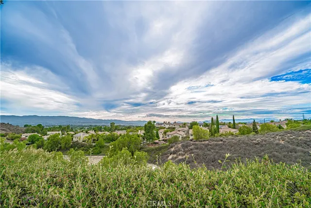 $1,125,000 | 28419 Hidden Hills Drive, Saugus, CA 91390