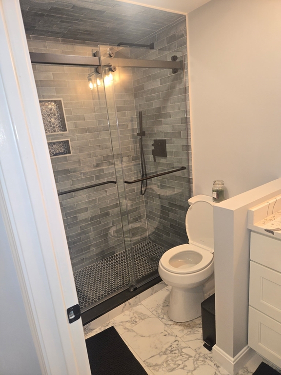 47 Massasoit Avenue, Unit B Hull, MA 02045 - Photo 5 of 12
