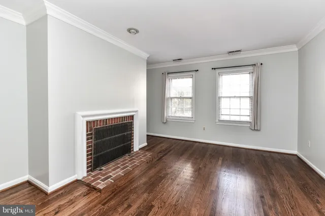 $4,100 | 1121 Portner Road, Alexandria, VA 22314
