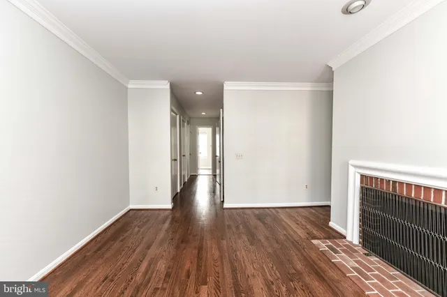 $4,100 | 1121 Portner Road, Alexandria, VA 22314