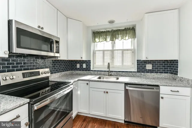 $4,100 | 1121 Portner Road, Alexandria, VA 22314