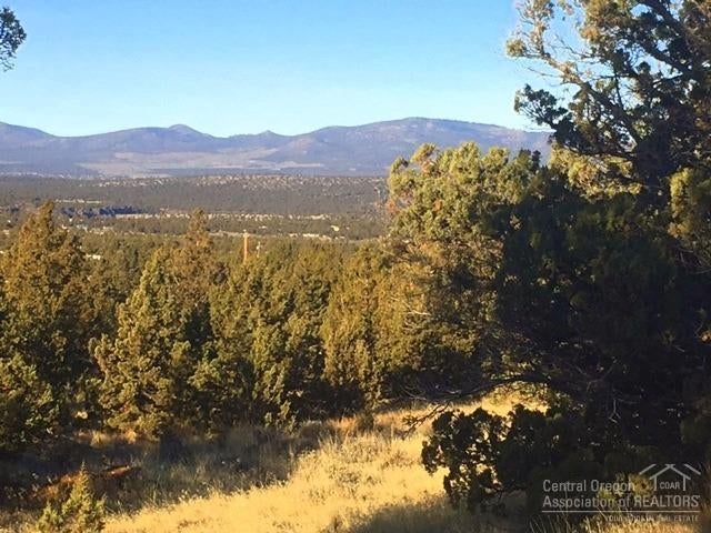 5608 Southeast Pueblo Road Prineville, OR 97754 - Photo 6 of 18 Gallery Image 6