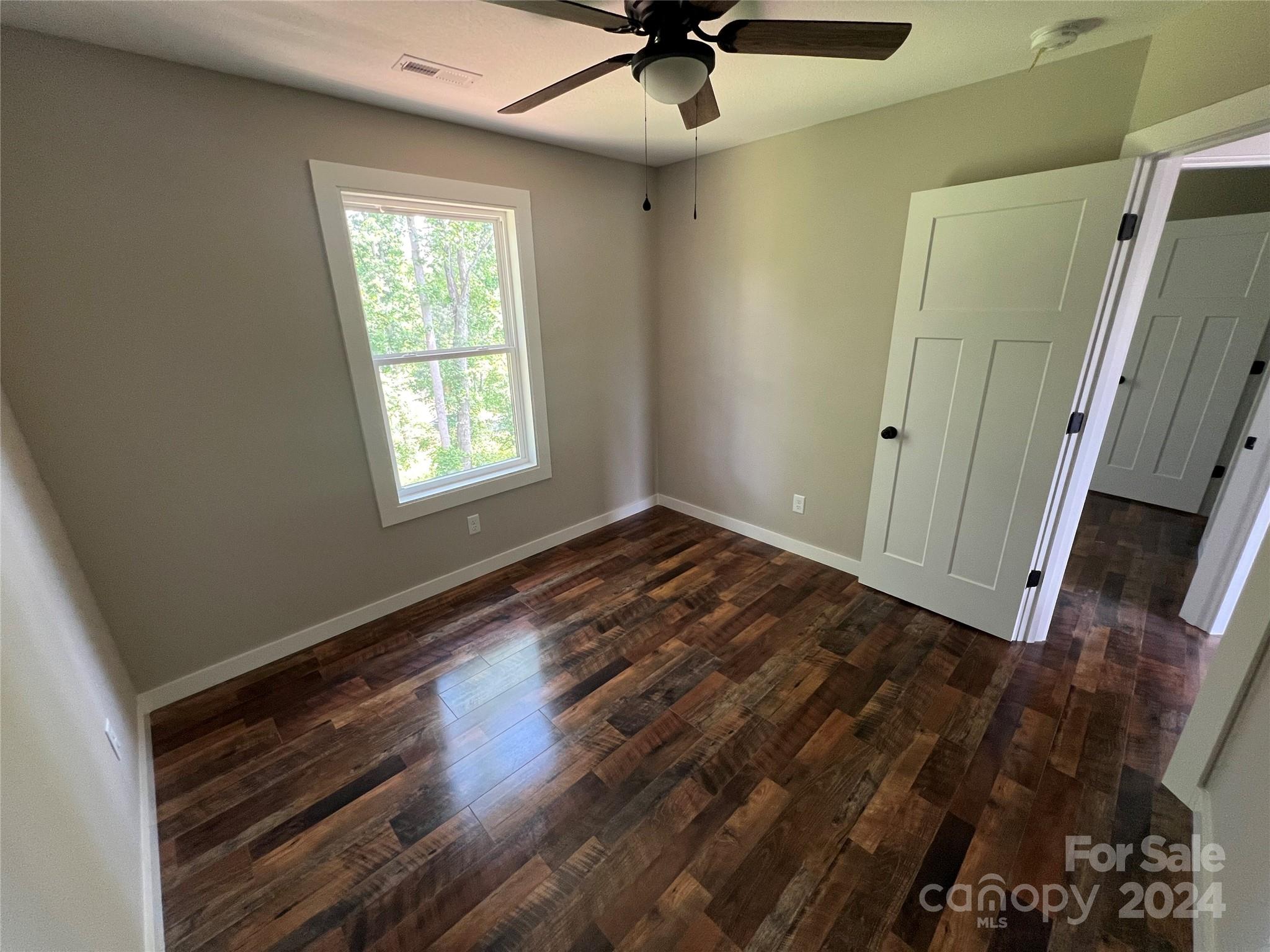 8 Fox Road Asheville, NC 28804 - Photo 10 of 13 Gallery Image 10