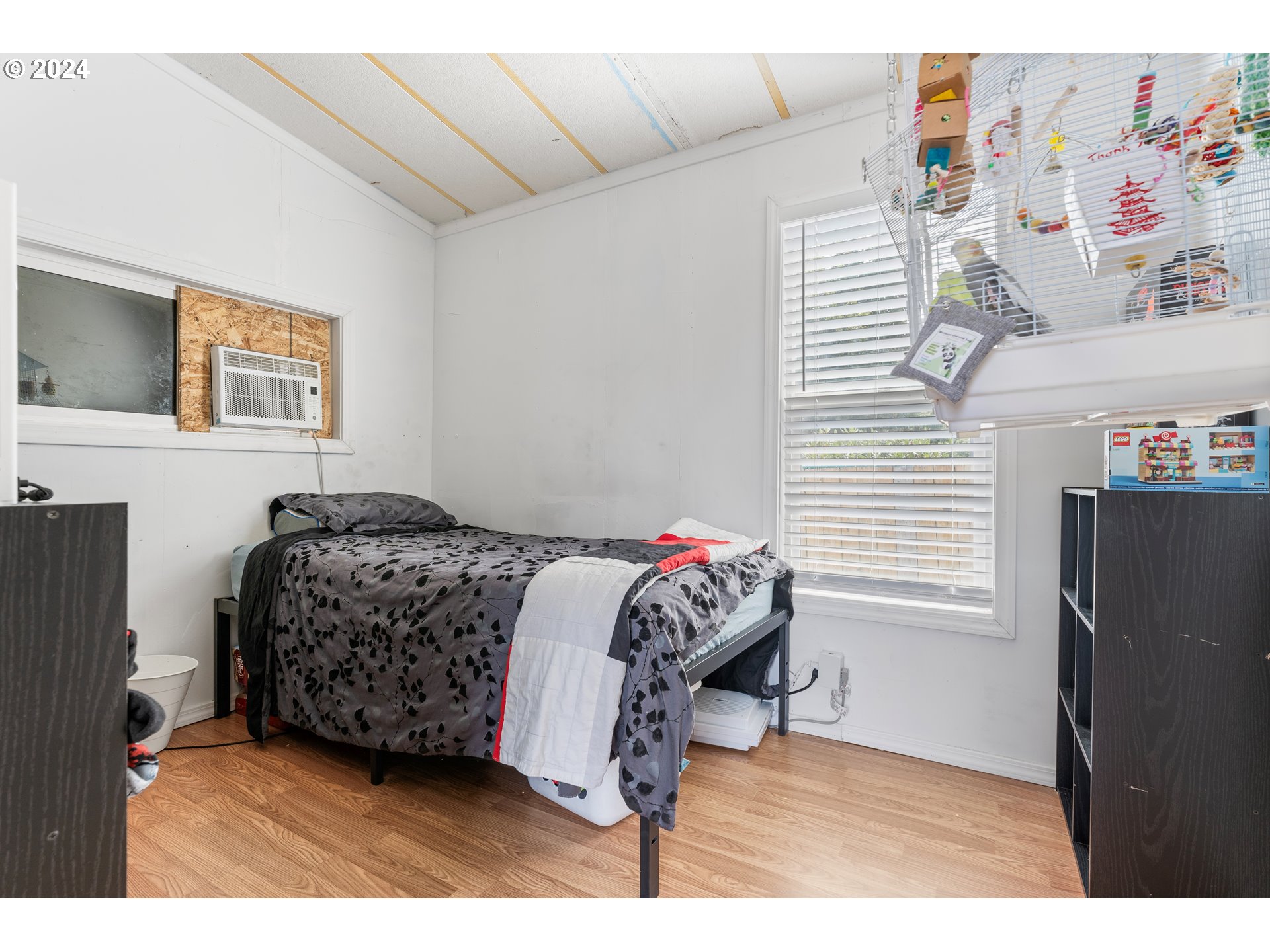 22204 Northeast Barr Road, Unit 22 Fairview, OR 97024 - Photo 3 of 12 Gallery Image 3