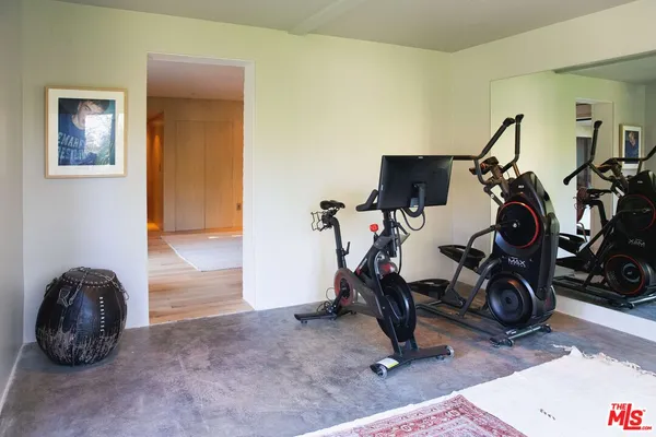 $8,995,000 | 226 South Rimpau Boulevard, Los Angeles, CA 90004