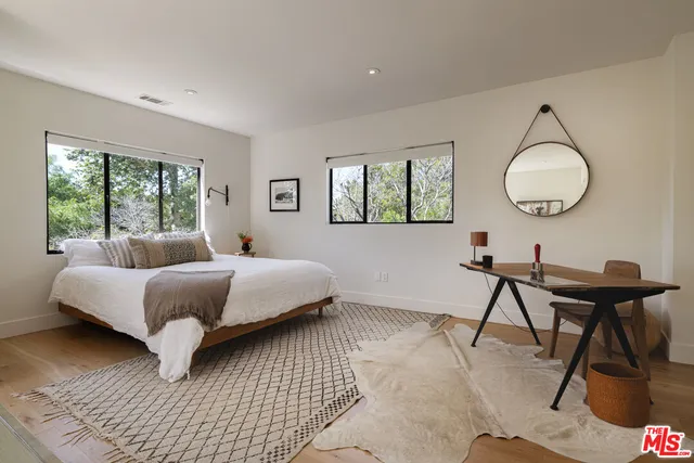 $8,995,000 | 226 South Rimpau Boulevard, Los Angeles, CA 90004