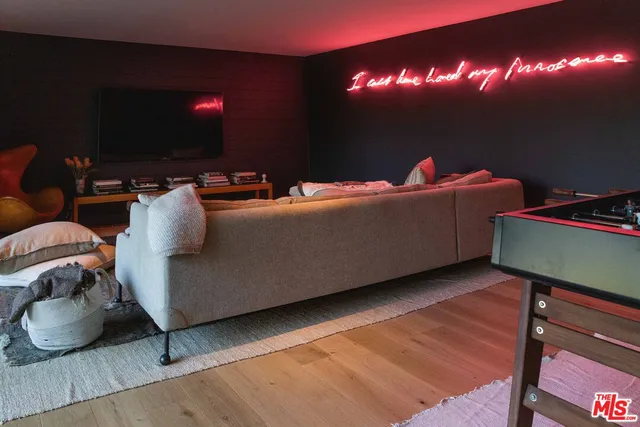 $8,995,000 | 226 South Rimpau Boulevard, Los Angeles, CA 90004