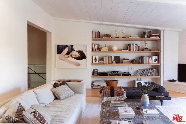 $8,995,000 | 226 South Rimpau Boulevard, Los Angeles, CA 90004