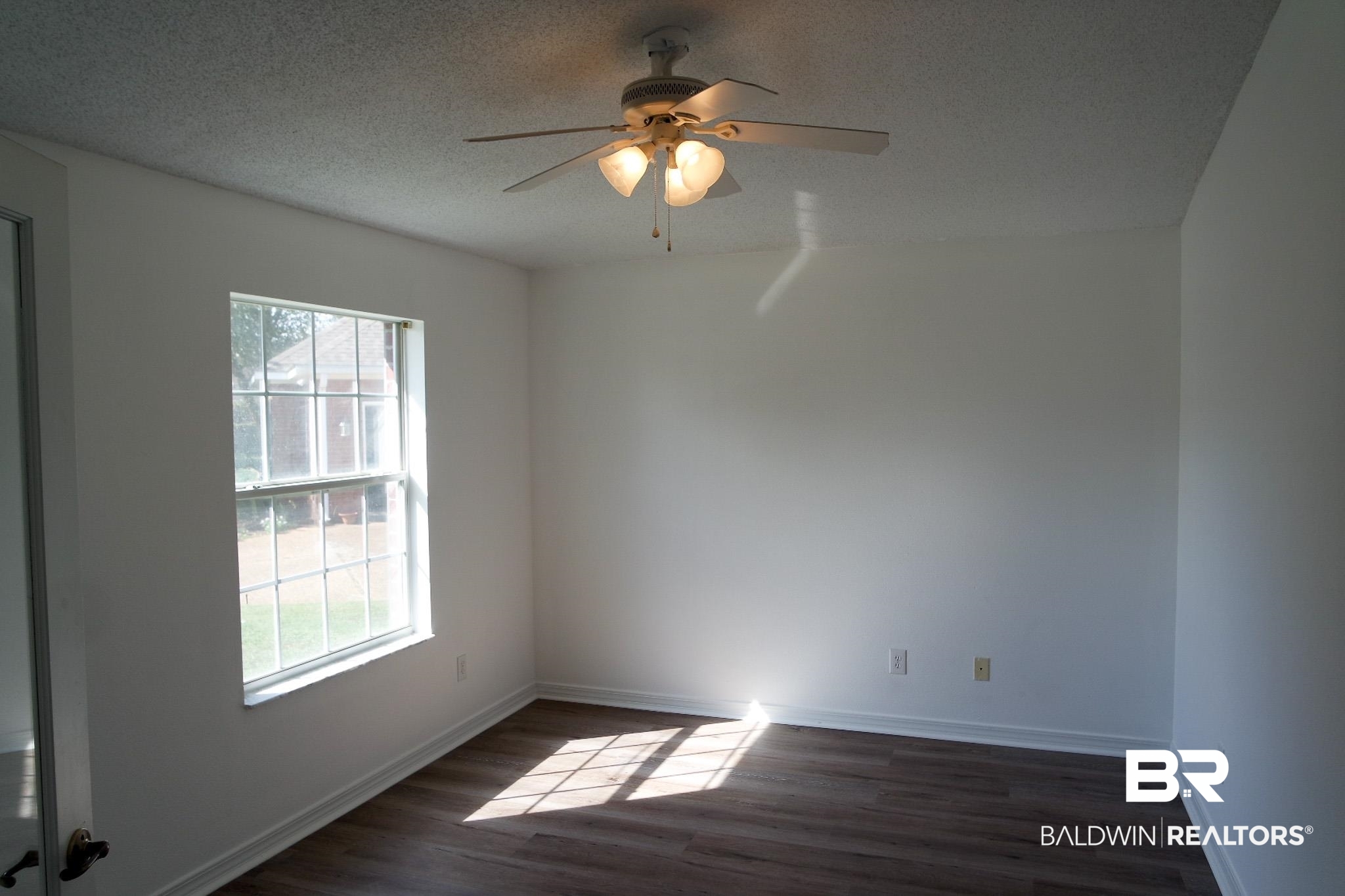 6 Martin Circle Foley, AL 36535 - Photo 5 of 26 study