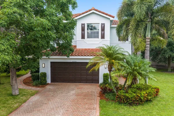 $899,900 | 8396 Calabria Lakes Drive, Boynton Beach, FL 33473