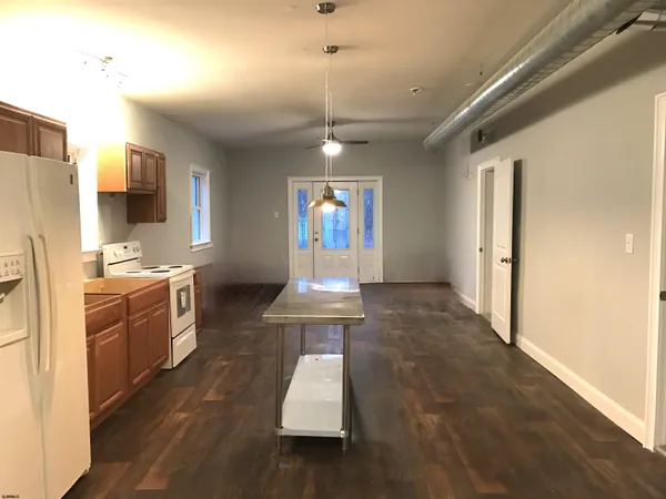 $239,900 | 308 Elmwood Avenue, Egg Harbor Township, NJ 08234