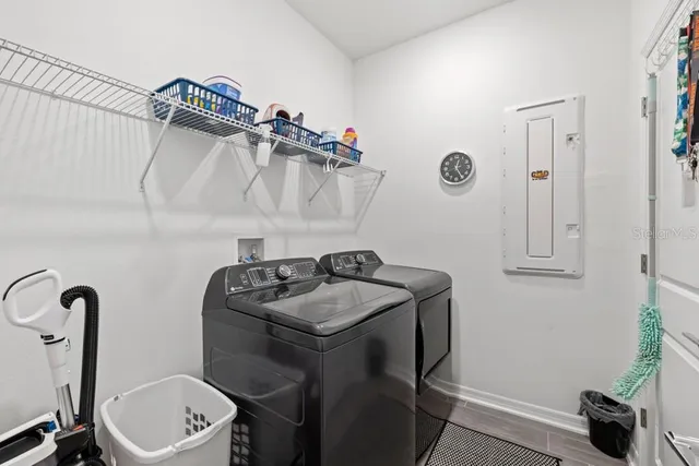 $549,900 | 5325 Basalt Drive, Mount Dora, FL 32757