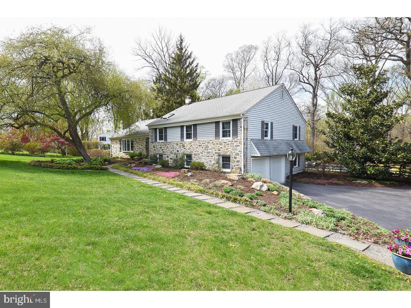 941 Ethan Allen Road Berwyn, PA 19312 - Photo 2 of 22