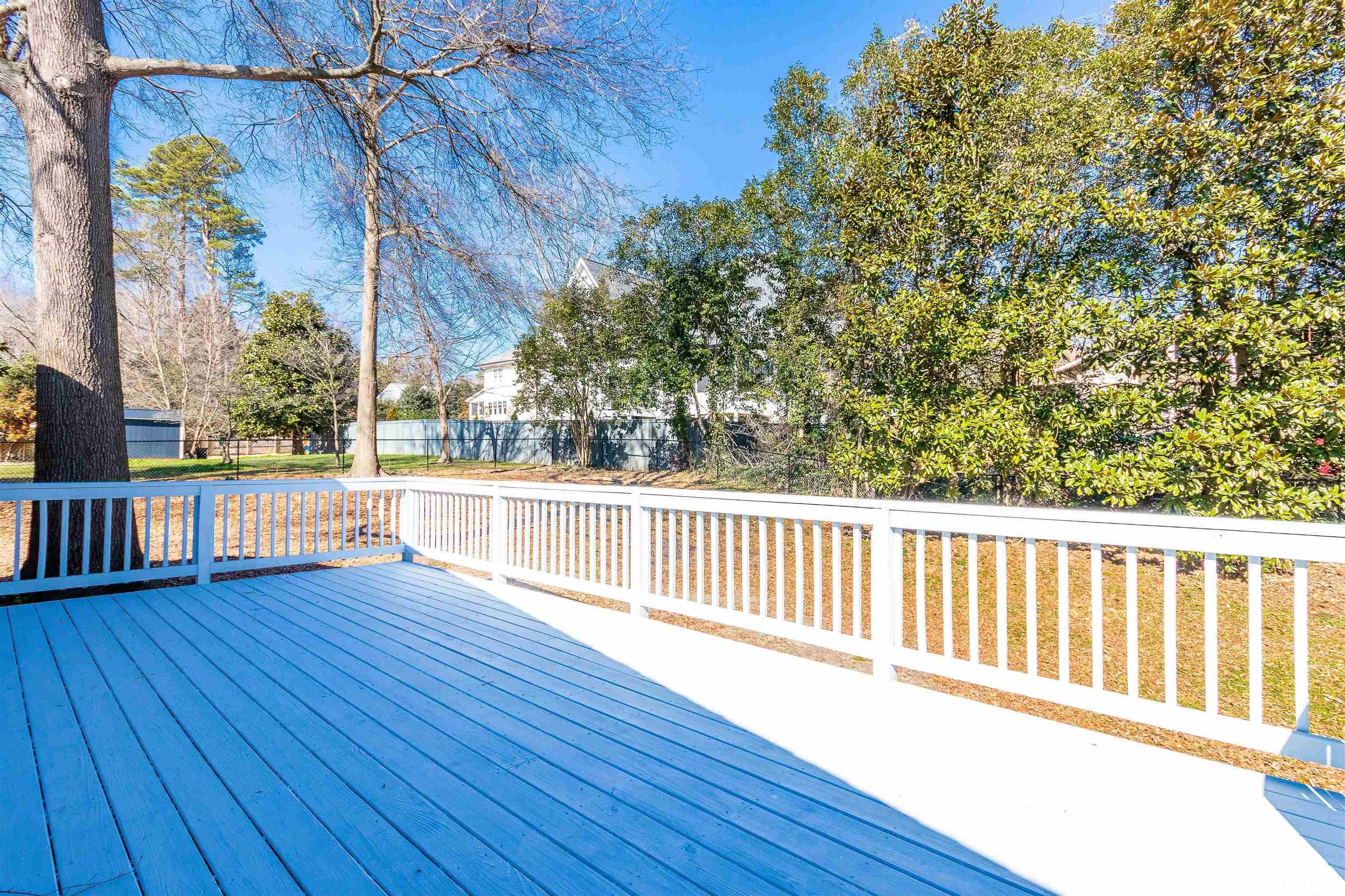 3412 Bradley Place Raleigh, NC 27607 - Photo 24 of 28