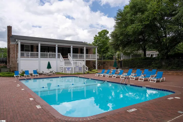 $274,601 | 925 Cleveland Street, Unit 93, Greenville, SC 29601