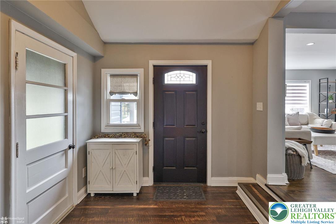 216 Young Road Nazareth, PA 18064 - Photo 5 of 54