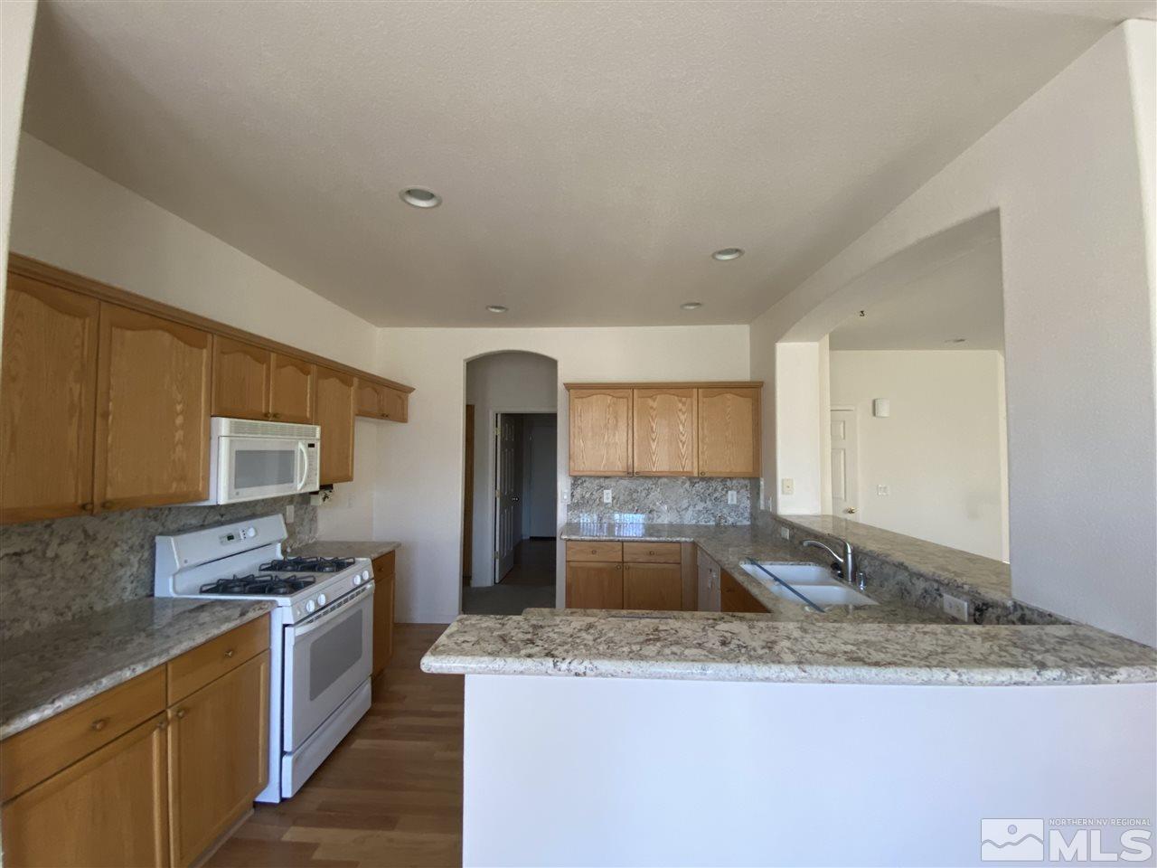1865 San Joaquin Drive Reno, NV 89521 - Photo 6 of 21 Photo 6