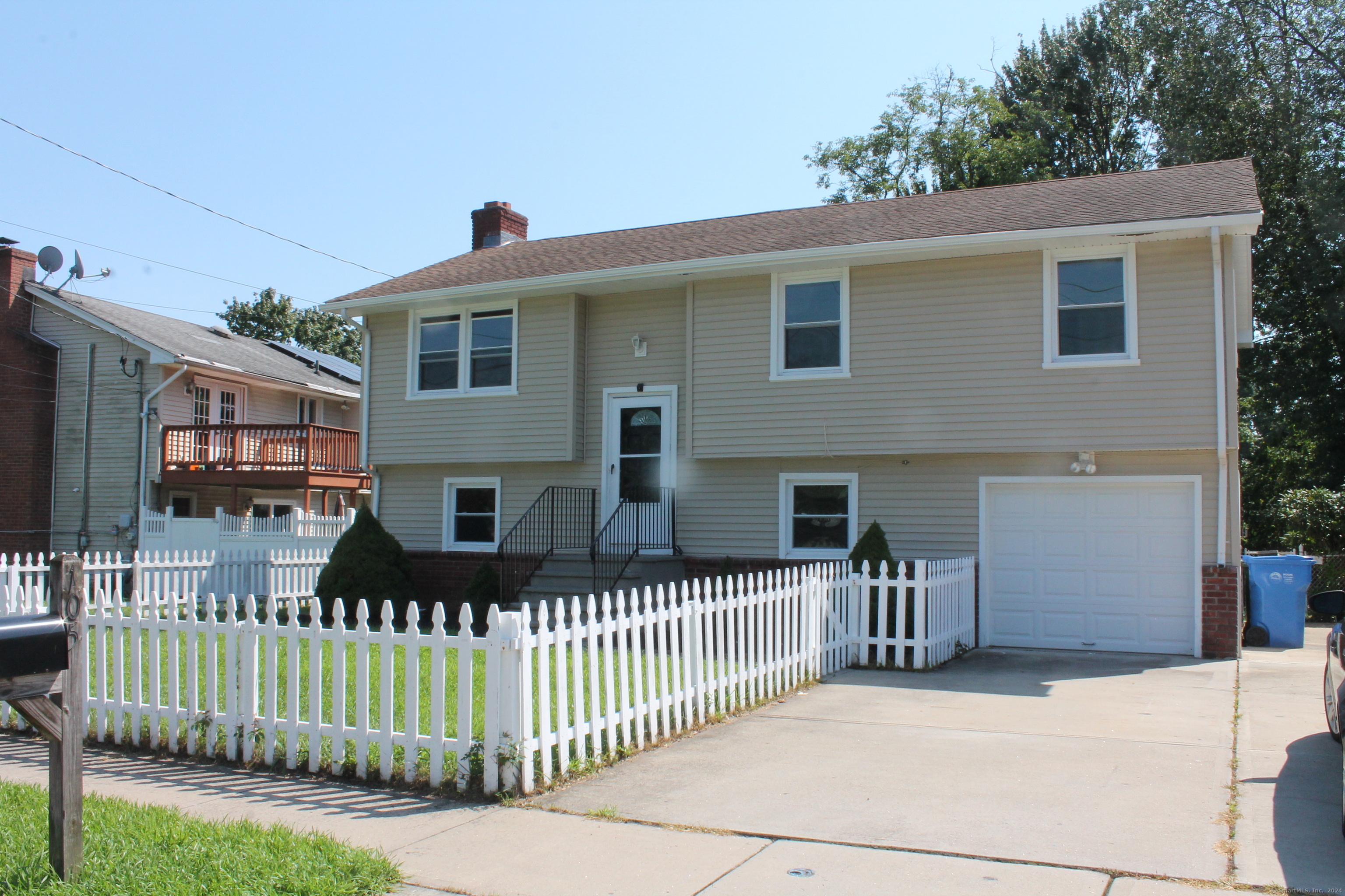 105 Cardo Road Hamden, CT 06517 - Photo 1 of 1