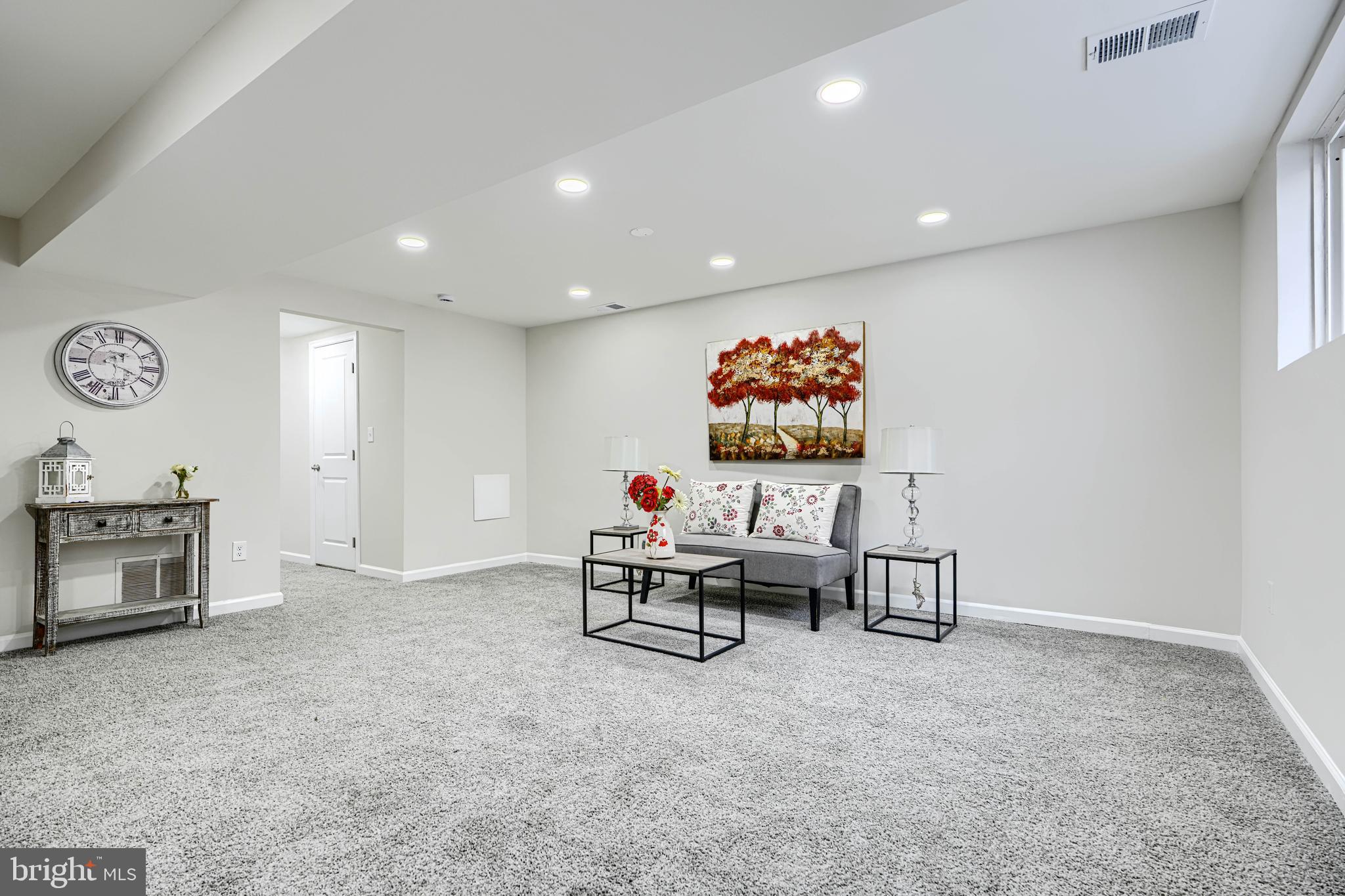 9517 Holiday Manor Road Baltimore, MD 21236 - Photo 34 of 47 Gallery Image 34