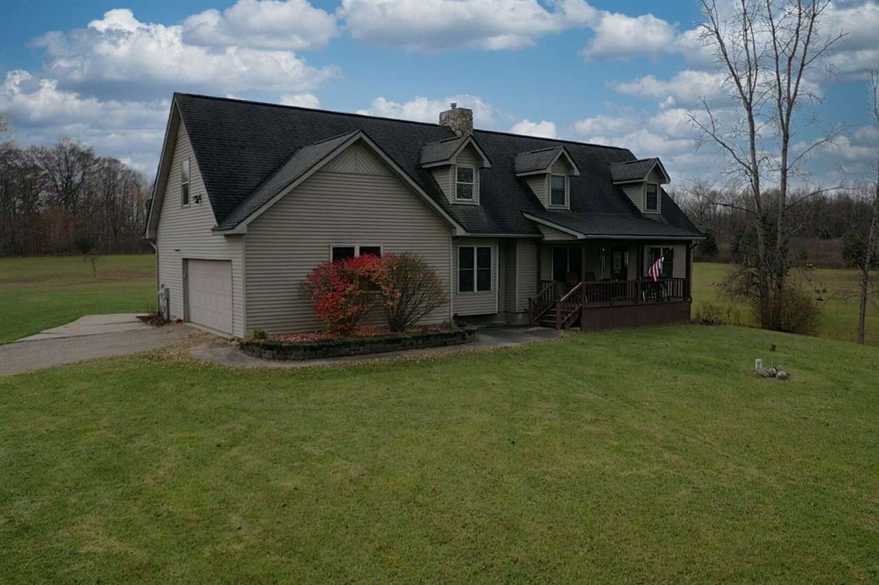 5291 Piersonville Road Columbiaville, MI 48421 - Photo 3 of 53 50061019-2.JPG