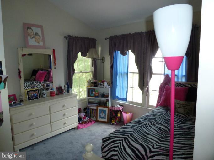 8017 Hilliard Drive Manassas, VA 20109 - Photo 10 of 13 Bedroom