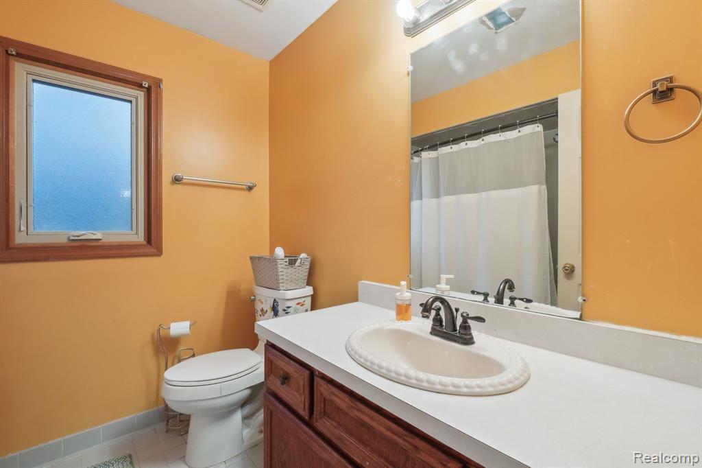 49469 Monte Road Chesterfield, MI 48047 - Photo 27 of 33