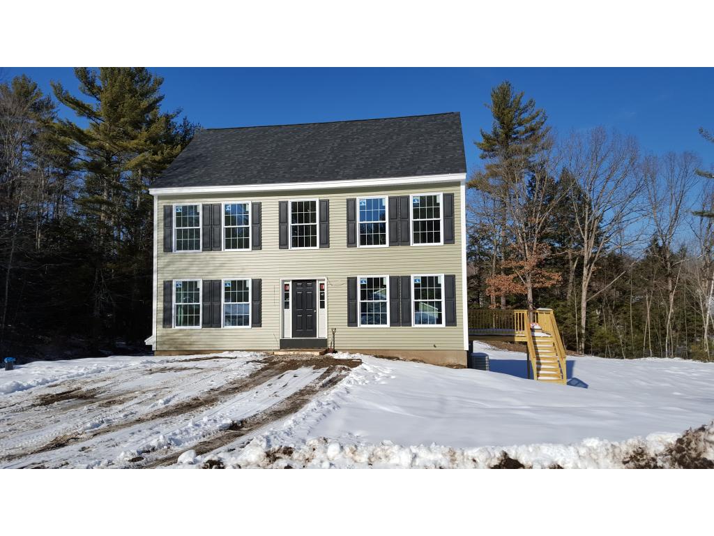 31 Elizabeth Road Sandown, NH 03873 - Photo 1 of 10