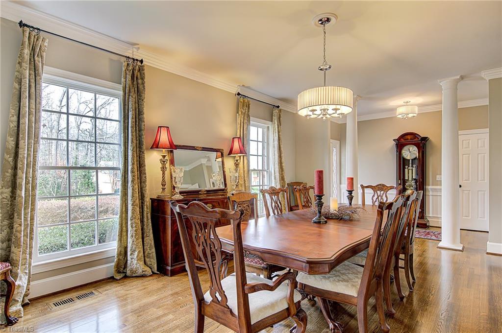 606 Hobbs Road Greensboro, NC 27403 - Photo 2 of 30 Gallery Image 2