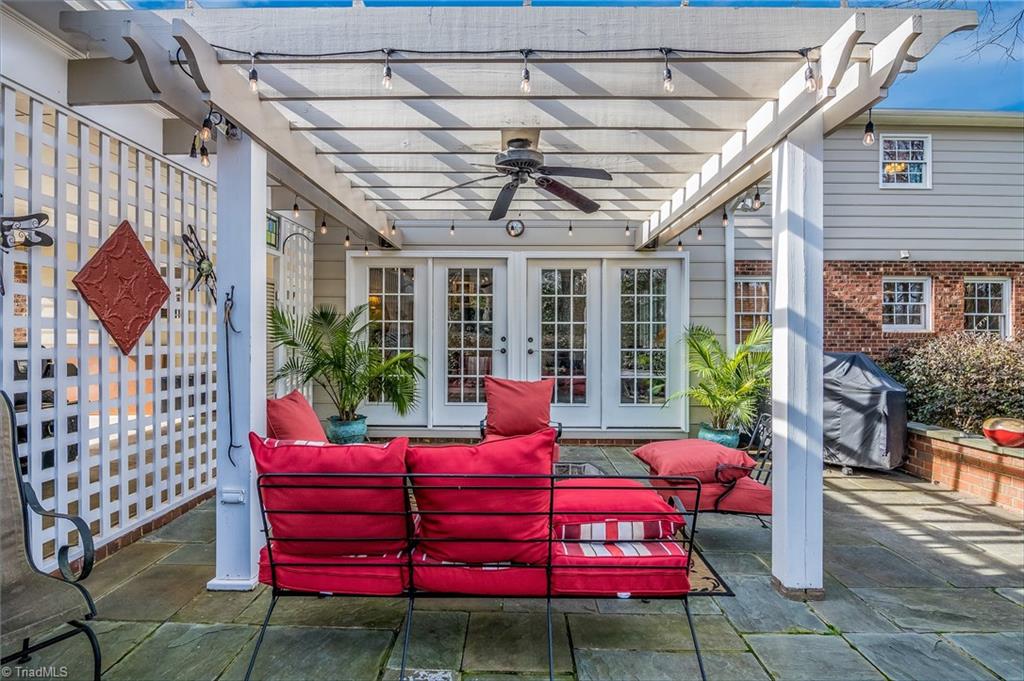 606 Hobbs Road Greensboro, NC 27403 - Photo 14 of 30 Gallery Image 14
