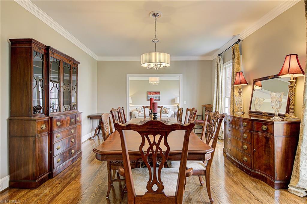 606 Hobbs Road Greensboro, NC 27403 - Photo 3 of 30 Gallery Image 3