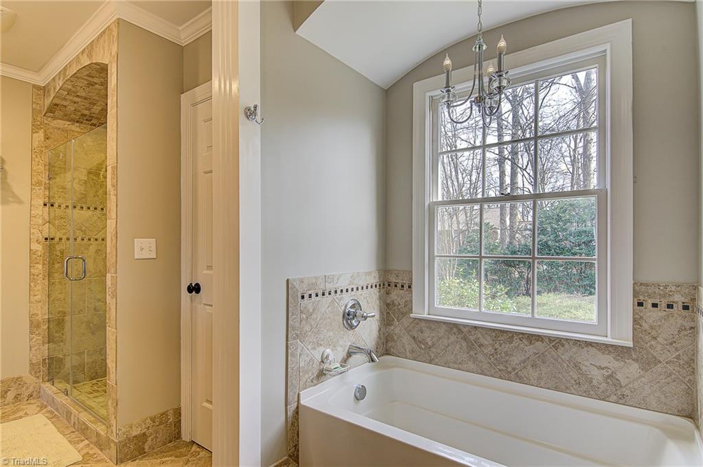 606 Hobbs Road Greensboro, NC 27403 - Photo 21 of 30 Gallery Image 21